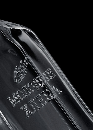 Vodka YOUNG GRAIN bottle design.